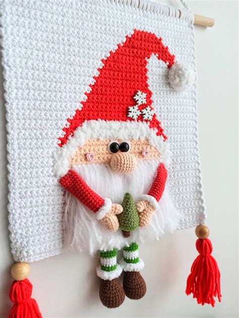 gnome the santa crochet wall hanging pattern christmas wall etsy