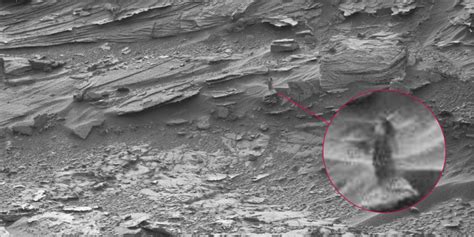 A Mysterious Alien Woman Has Been Spotted On Mars From Nasa S Curiosity Rover