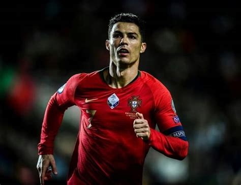 Cristiano Ronaldo Biography Age Net Worth 2021 Football Player