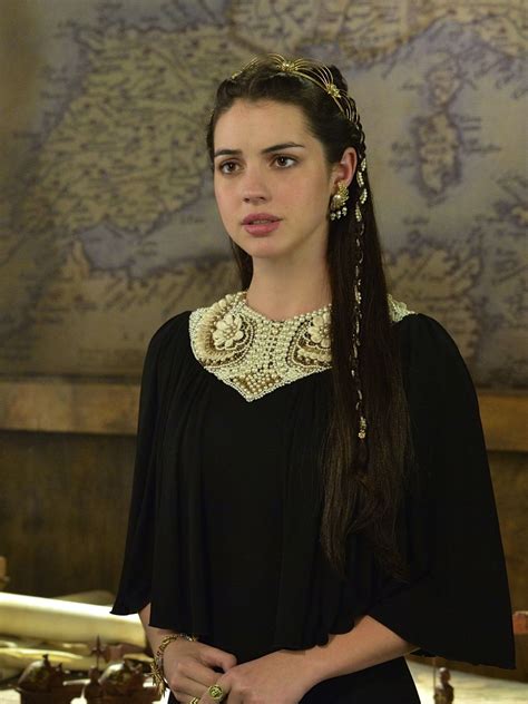 Adelaide Kane As Mary Stuart Queen Of Scots In Reign Tv Series 2014 X Reign Fashion
