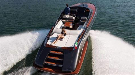 Rivas Stylish Rivamare Speedboat Has A Top Speed Of 40 Knots