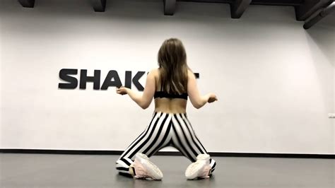 Twerk Choreo By Katya Malygina Unk Walk It Out Youtube