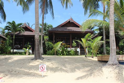 beach bungalow hotel maenam resort maenam holidaycheck koh samui thailand