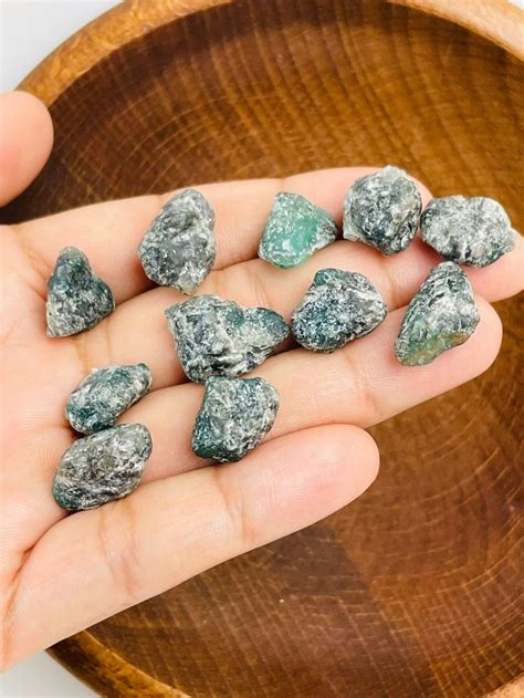 Raw Emerald 2344g Emerald Stone Rough Emerald Xs Etsy Crystals And