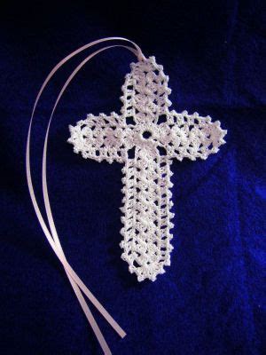 A large selection of new and vintage patterns, pattern books, and here is the free crochet pattern link for the cross bookmark this. Shell Stitch Cross Bookmark ~ free pattern | Crochet bookmark pattern, Crochet bookmarks ...
