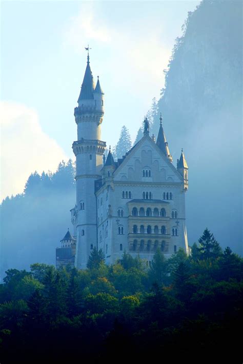 A Real Life Fairytale Castle Neuschwanstein Castle In Bava Flickr