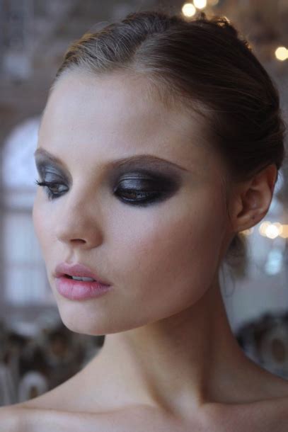 Creamy Black Eyeshadow Makeup Sombra Preta Dia De Beauté Chanel