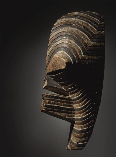 mask-headdress-sotheby-s-n09856lot9jywlen-african-art,-ethnographic-masks,-tribal-art