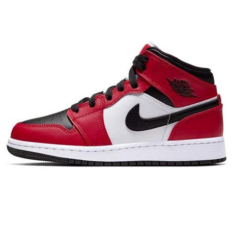 But the added detail on these mids is its black toe and matching rubber outsole. Air Jordan 1 Mid GS 'Chicago Black Toe' — Kick Game