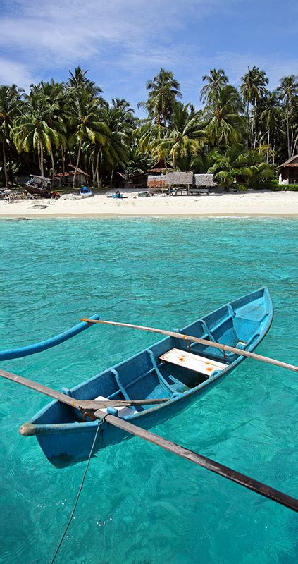Nias is also the name of the archipelago (kepulauan nias). Visit Nias Island » WEST NIAS