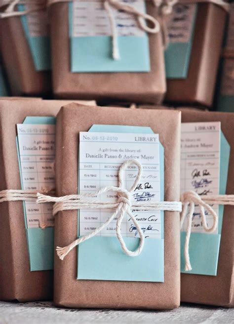 These Are the 49 Best Wedding Favors of 2020 & 2021 | Homemade wedding