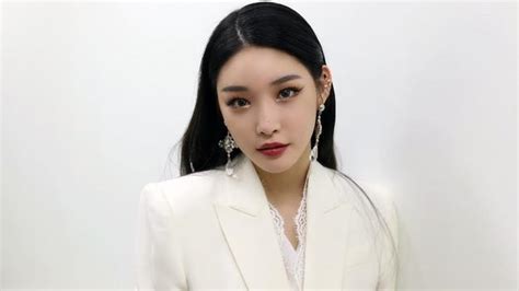 On march 1, mnh entertainment shared the. Chungha takes a step back from activities despite negative ...