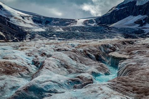 Columbia Icefield Tour Athabasca Glacier Hike Bound To Explore