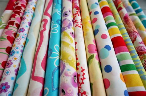 Kamini punya 10 model kebaya dari kain satin yang bisa menemani style anda sepanjang tahun ini. Home and Family: Toko Kain Online