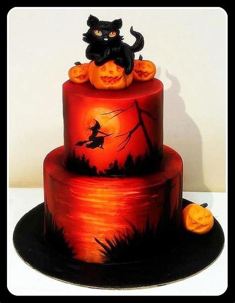 Halloween Cake Decorated Cake By The House Of Cakes Cakesdecor