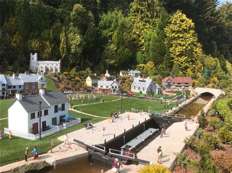 Babbacombe Model Village Torquay Attractions And Activities Britain