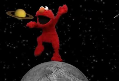 Elmo Dancing On The Moon Coub The Biggest Video Meme Platform