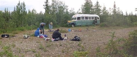 ‘into the wild bus removed from alaskan wilderness