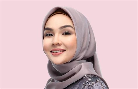 Inspirasi Warna Lipstik Nude Ala Syahrini Untuk Sehari Hari Bukareview