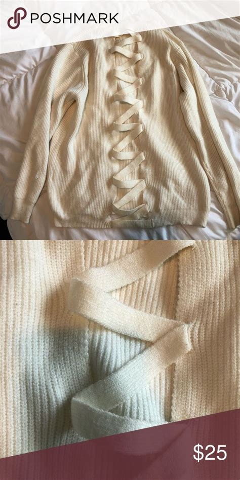 Warm Sweater Good Condition 💛 Idk Sweaters Crew And Scoop Necks Warm