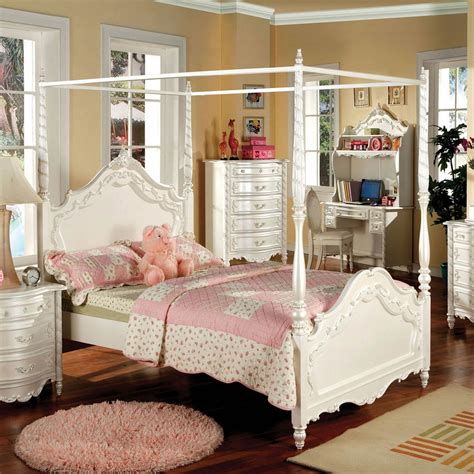 Canopy bed is a better choice. Furniture Of America Victoria Full Canopy Bed | Beds ...