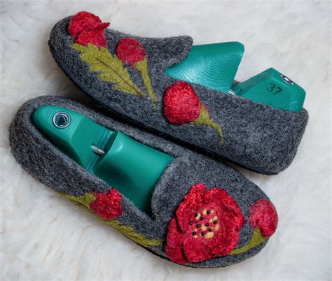 Handmade Boiled Wool Slippers With Red Poppies For Women Etsy Felt