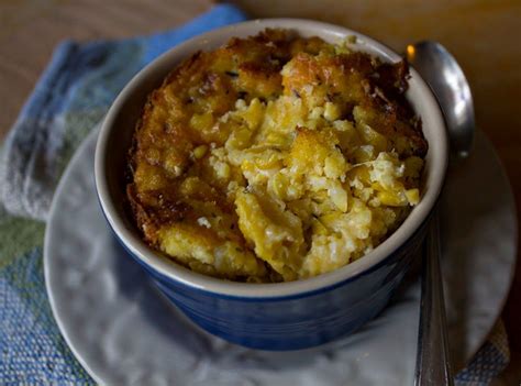 Cornbread is a crowd favorite, but it's hard to find a recipe that doesn't feed an army. Rurification: Corn Bread Pudding with Leftover Cornbread | Bread pudding, Leftover cornbread ...