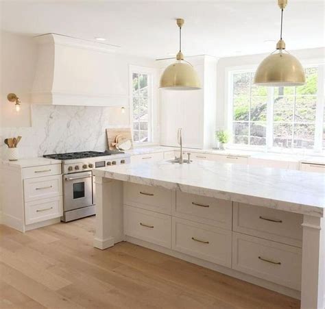 30 Elegant Kitchen Backsplash Decor To Improve Your Beautiful Kitchen