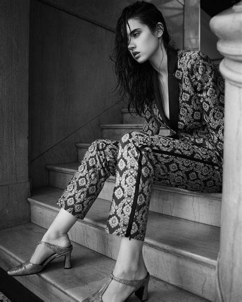 sarah capri pants labyrinth moody photography instagram style fashion swag