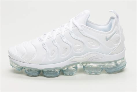 Shop air vapormax 2020 sneakers at stadium goods, the world's premier marketplace for authentic sneakers and streetwear. Nike Air VaporMax Plus Triple White Releasing Overseas ...