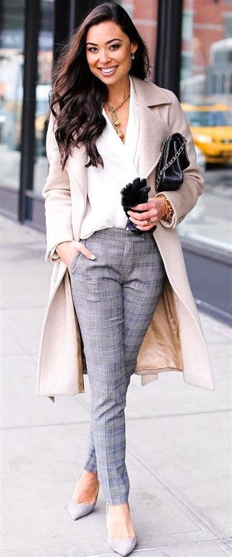 The 30 Winter Office Outfits That Are Not Boring Work Attire Women