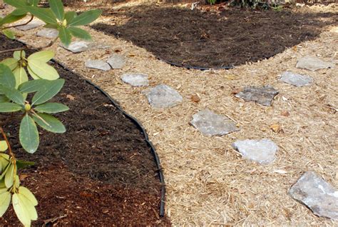 How To Create An Inexpensive Mulch And Stone Walkway