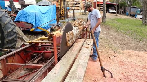 Cedar Log Being Milled On A Foley Belsaw A 14 Circular Sawmill Youtube