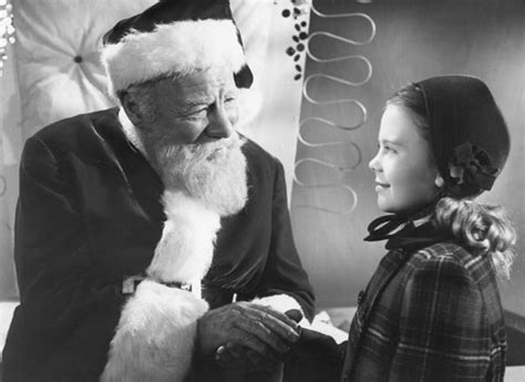 Movie Lovers Reviews Miracle On 34th Street 1947 Its Groovy