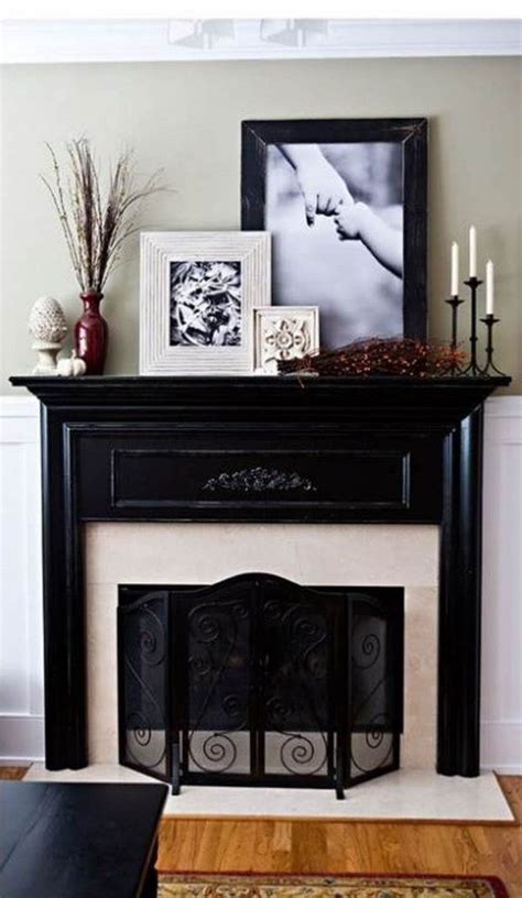 This wood mantel for a brick fireplace will surely add a whole new vibe to your home decor. fireplace mantel decorating | How to Decorating a ...