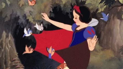 Snow White Gif Snow White Birds Discover Share Gifs Artofit