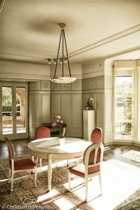 It all began in 1906 when paul schulenburg, whose chief source of wealth was a textile plant, bought dining room furniture at the dresden. Haus Schulenburg - kantega.de - Fotoreiseblog