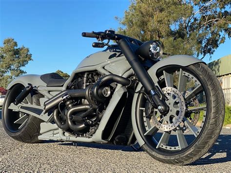 Custom Harley Davidson V Rod