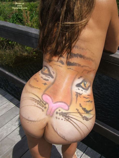Body Paint Ass May Voyeur Web Hall Of Fame Free Nude Porn Photos