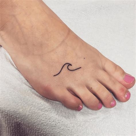 50 Creative Foot Tattoo Ideas To Grab Attention Effortlessly