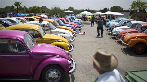 Vw Beetles 81 Year History Ends This Week As Final Car Rolls Off Line