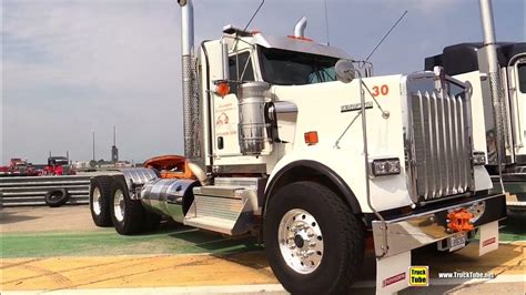 Kenworth W900 Day Cab Truck Customized By Excavations Lecompte