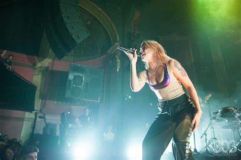 Review Tove Lo Capitalized On Sex Appeal At The Ogden 303 Magazine