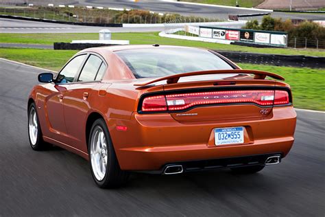 2014 Dodge Charger Review Trims Specs Price New Interior Features