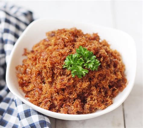 Jika tidak punya gilingan daging di rumah, maka kamu harus membeli daging ikan penutup. Cara Membuat Abon Ayam Sederhana - Minyak Goreng Sunco