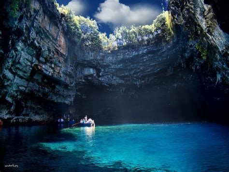 Lago Melissani Grécia Places To Travel Places To See