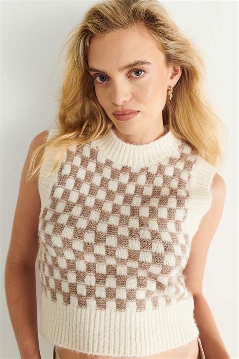 Kathia Knitted Vest Gina Tricot