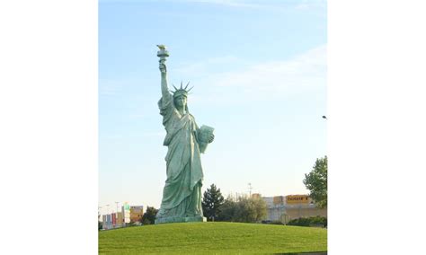 Statue Of Liberty Replicas Around The World Wanderlust