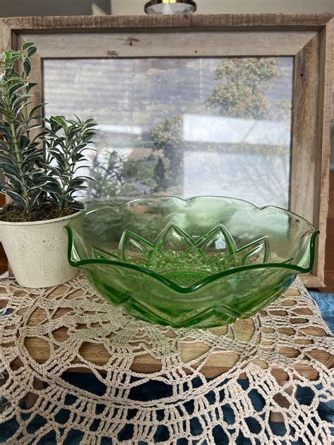 Uranium Green Glass Bowl Hazel Atlas Diamond Arches Green Etsy