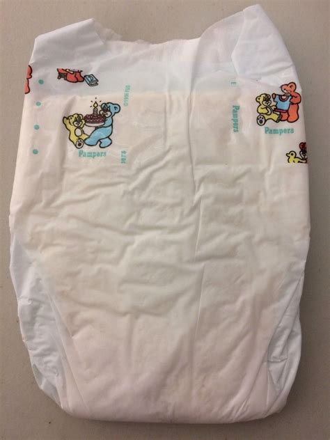 299 1 Vintage Pamper Baby Dry Plastic Backed Sizeborn Diapers